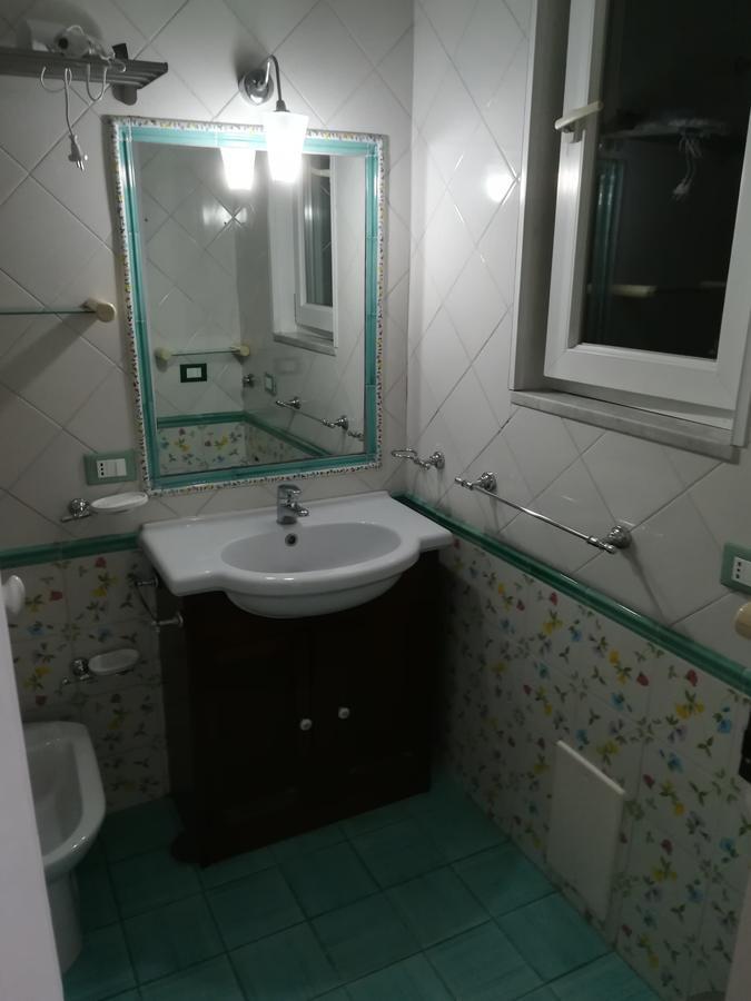 B&B House Angioino Наполи Екстериор снимка