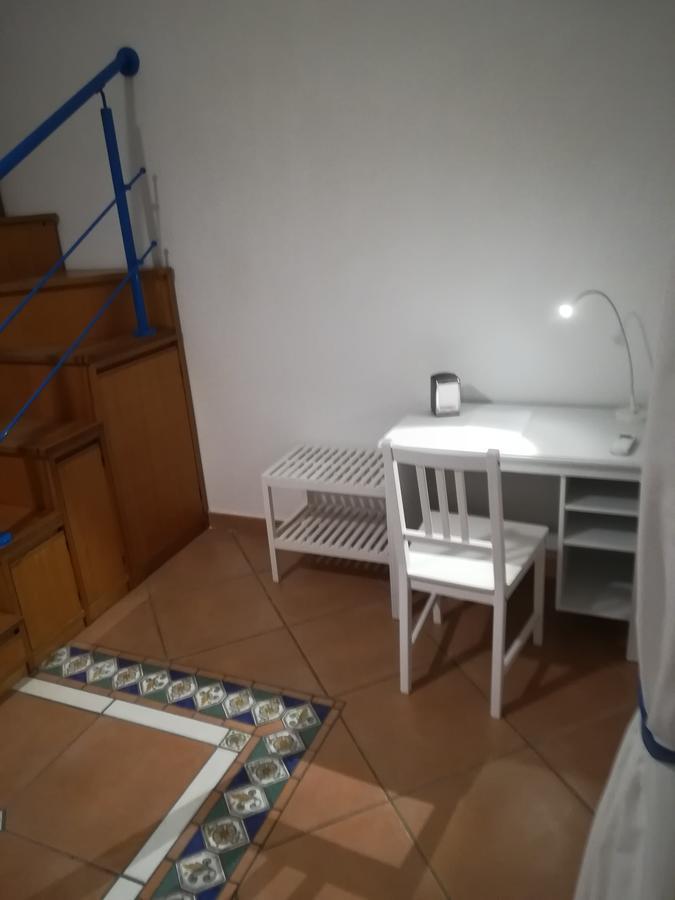 B&B House Angioino Наполи Екстериор снимка