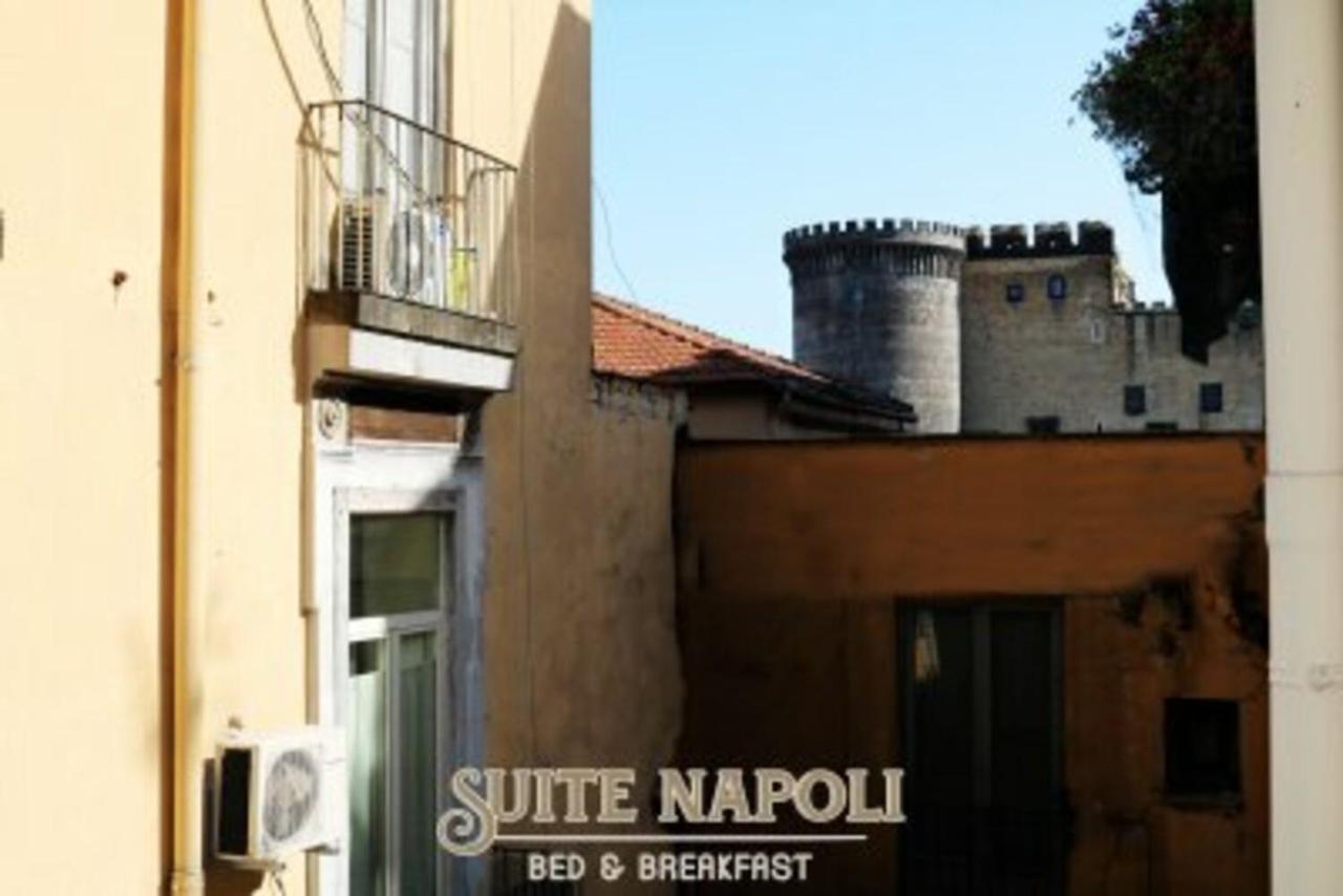 B&B House Angioino Наполи Екстериор снимка